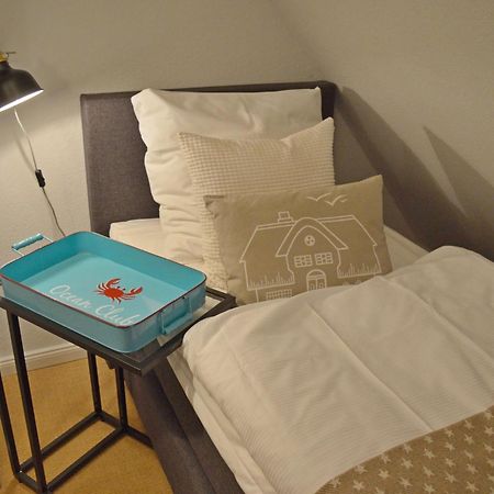 Morderne 3-Zimmerwohnung In Einer Hausscheibe Unter Reet Westerland Zewnętrze zdjęcie